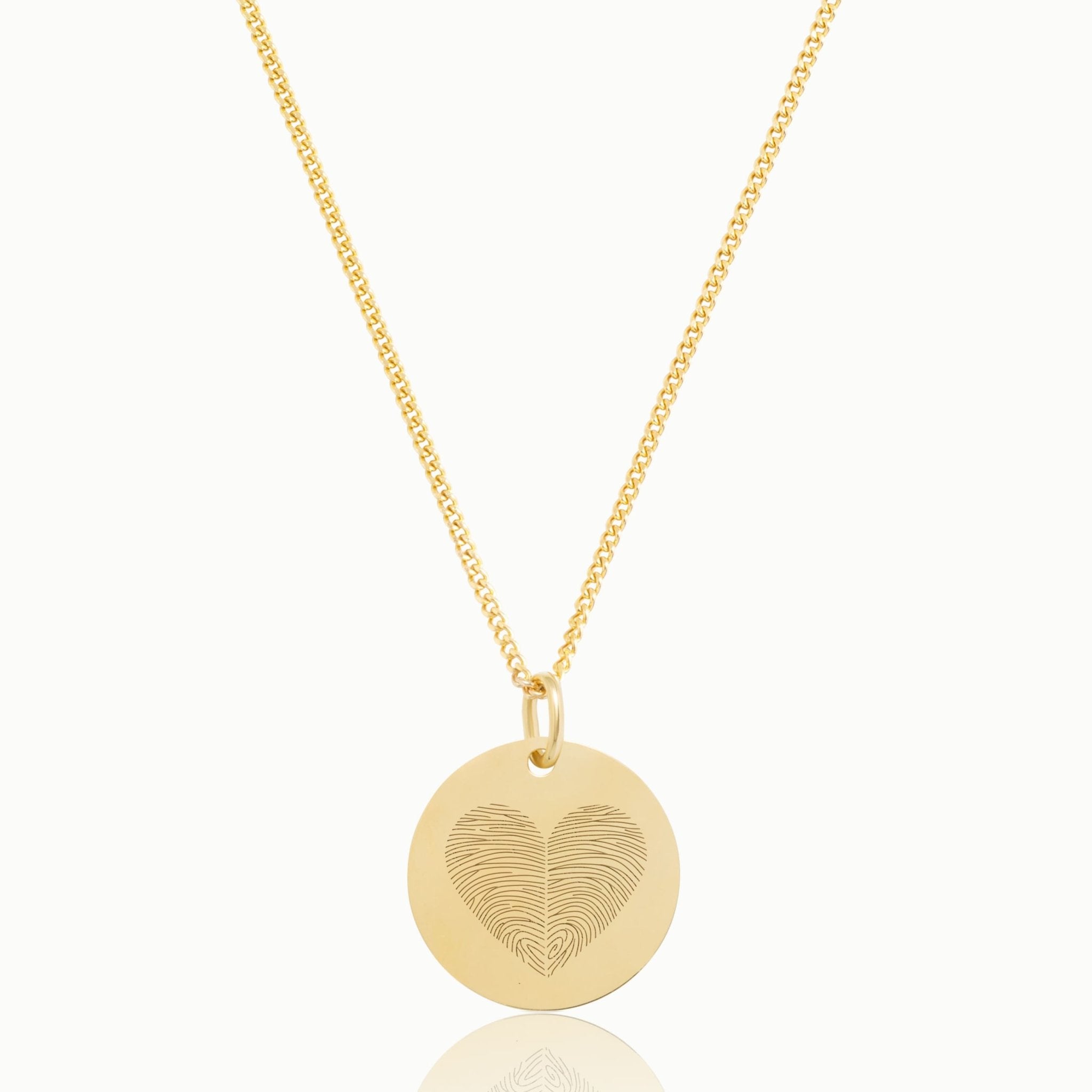 Hochwertige goldene Halskette mit Fingerabdruck in Herzform. Fingerabdruck Schmuck von „Emma & Marie“.